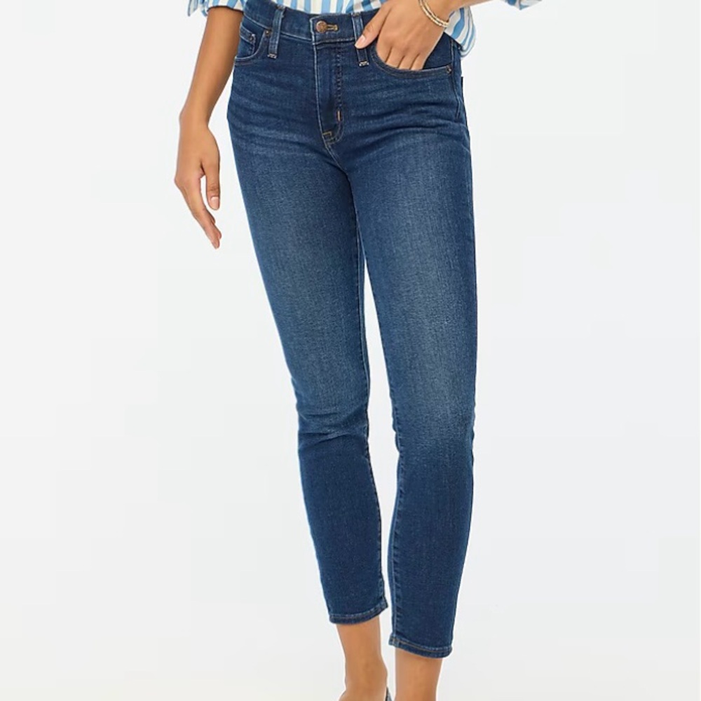J. Crew Mercantile casual size 26 Dark mid‎ rise denim Skinny Jeans